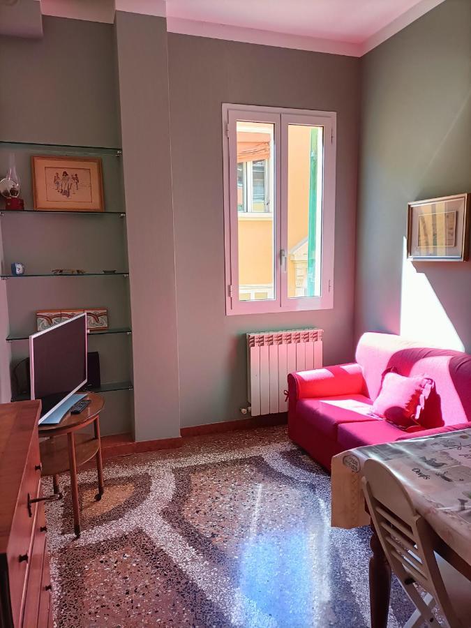 Sun Studio Lejlighed Bologna Eksteriør billede
